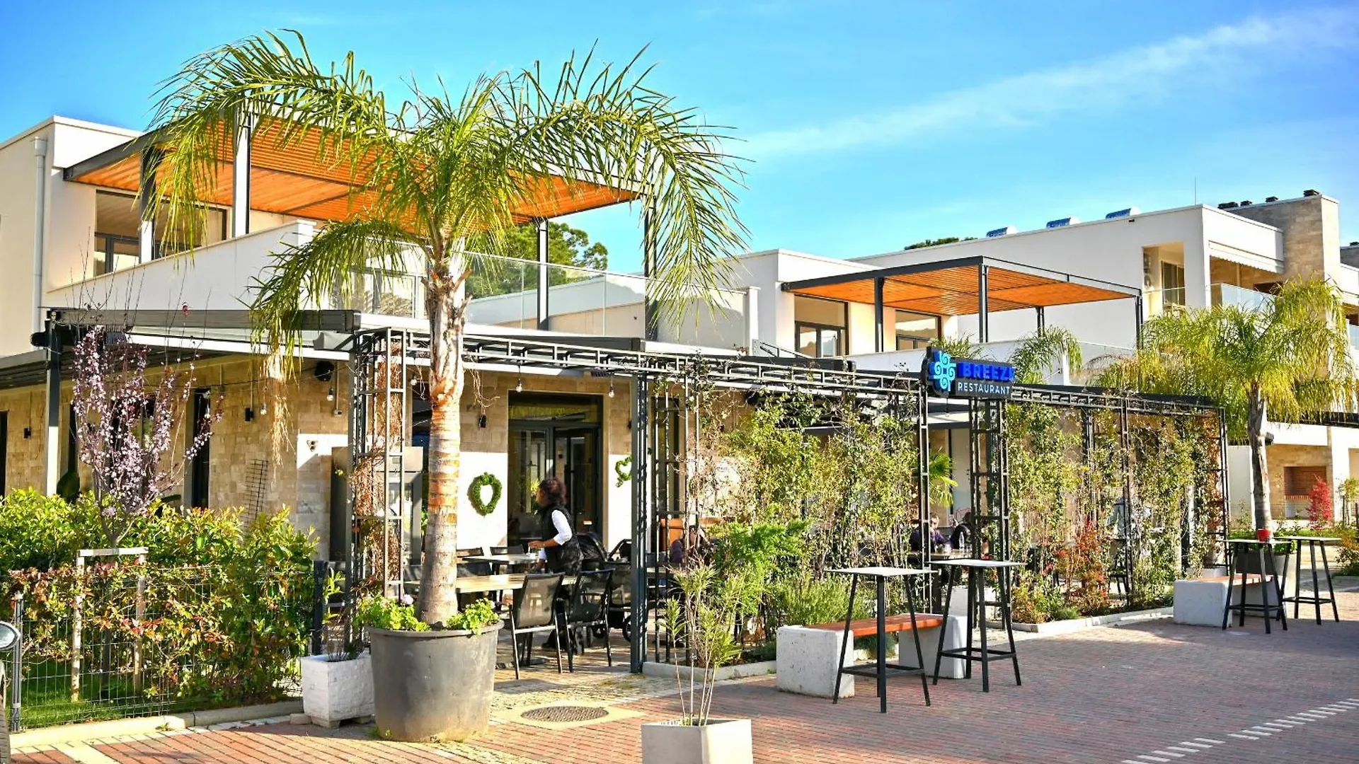 White Moon Apartments Plazhi San Pietro