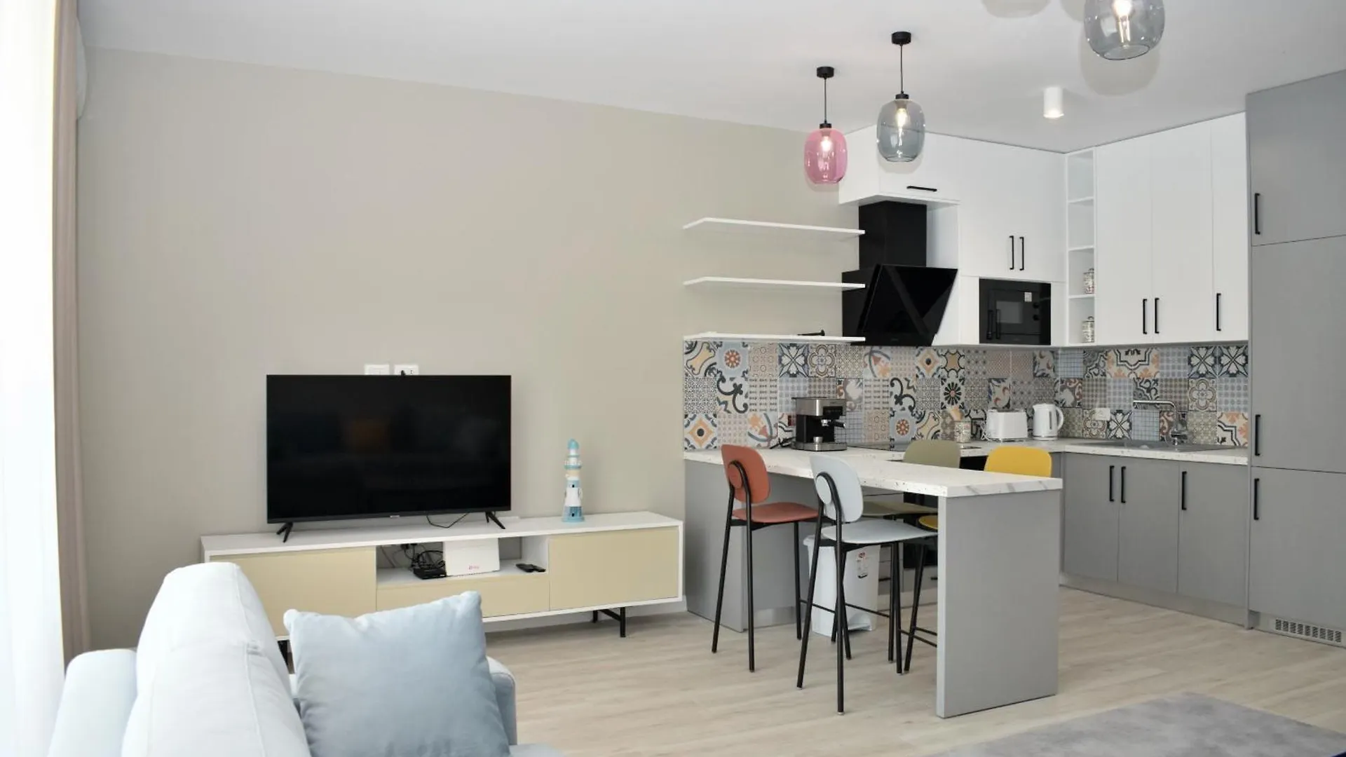 White Moon Apartments Plazhi San Pietro