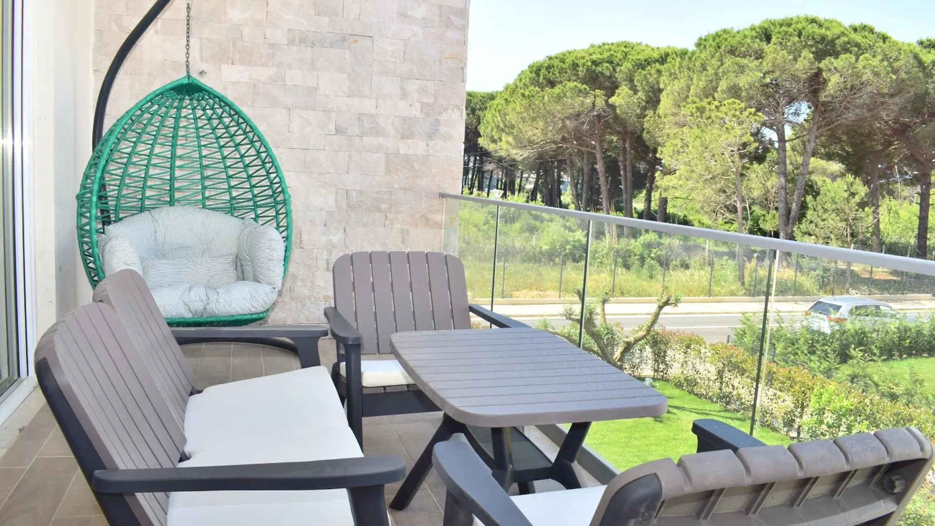 White Moon Apartments Plazhi San Pietro 0*,