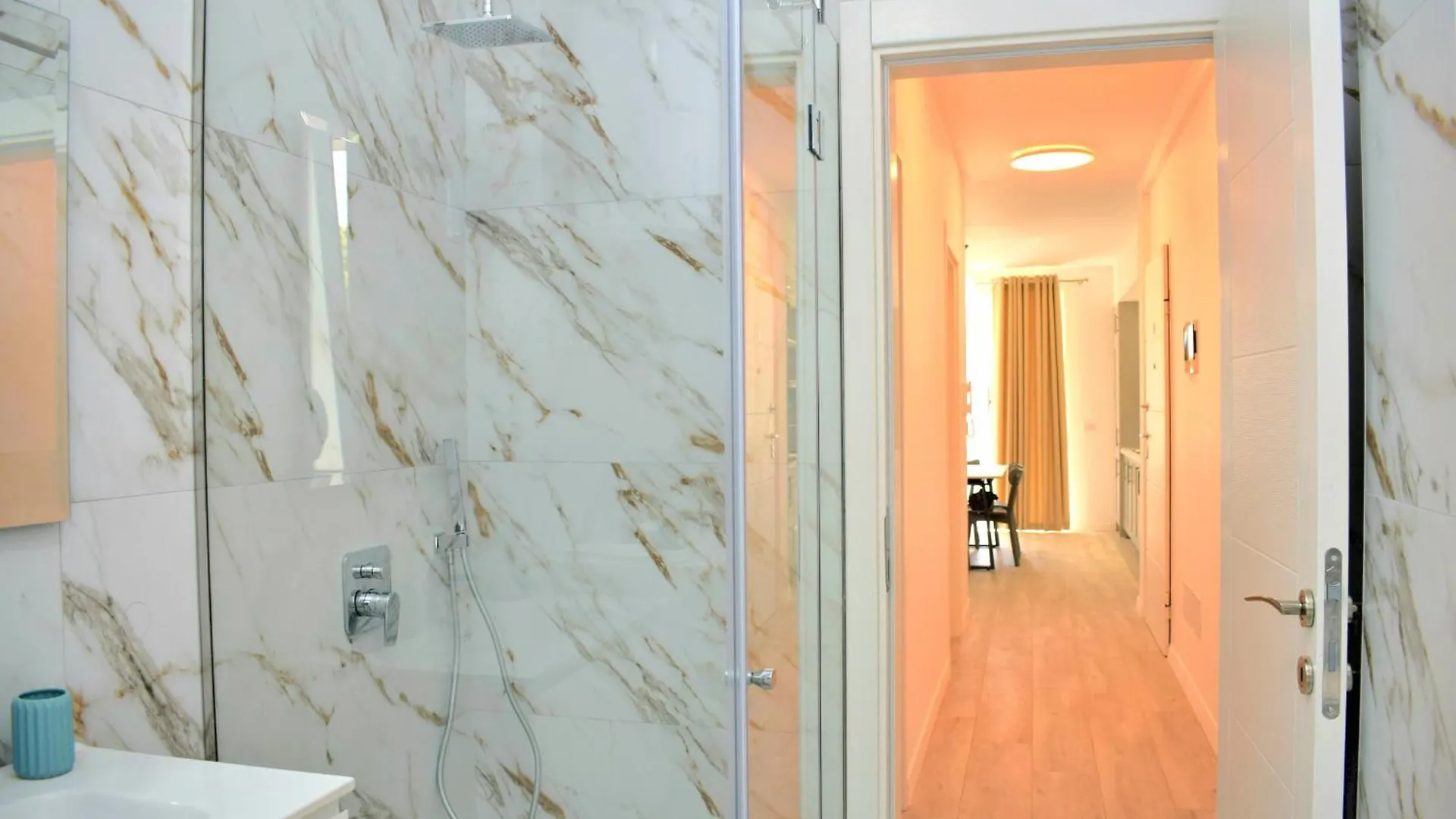 White Moon Apartments Plazhi San Pietro 0*,  Albania